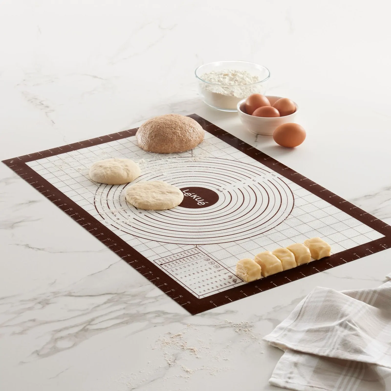 Lékué Non-Stick Silicone Pastry Mat 60 x 40cm with Measures