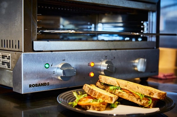ROBAND GRILL MAX TOASTER 8 SLICE