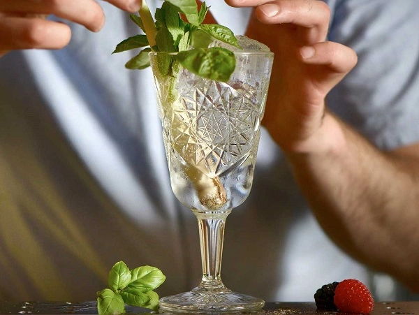 LIBBEY HOBSTAR WINE / COCKTAIL GLASS 300ml