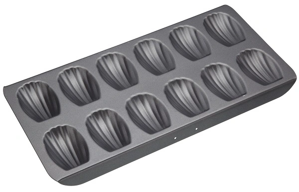 BAKEMASTER 12 CUP MADELEINE PAN