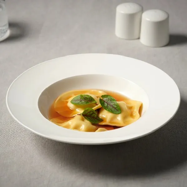 CORE WHITE PASTA/SOUP BOWL WIDE RIM 225mmØ x 40mmH