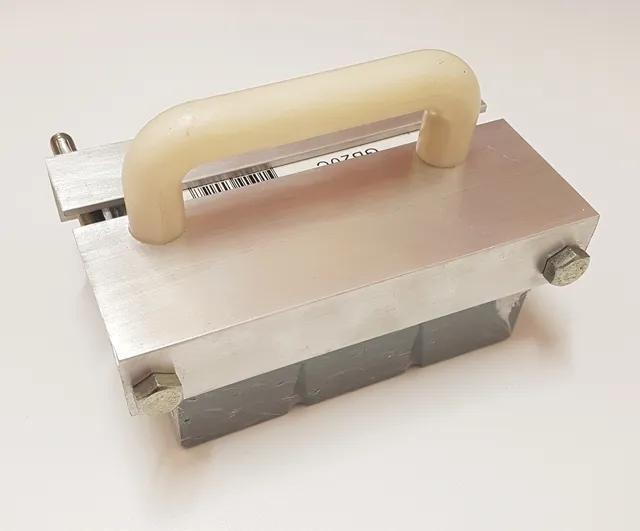 Holder for Norton Griddle Brick
