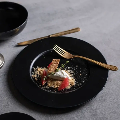 BONNA NOTTE ROUND PLATE WITH WIDE RIM BLK 320mm x 32mm