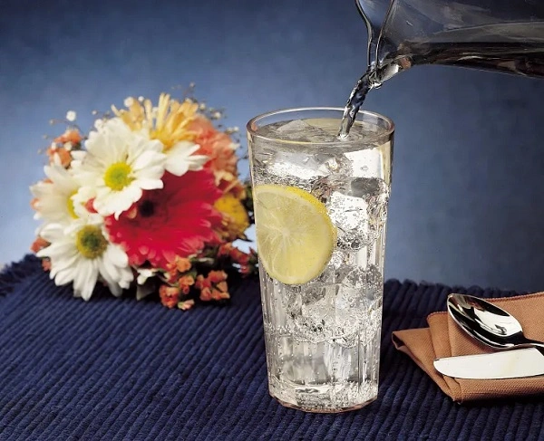 CAMBRO NEWPORT TUMBLER 373ml CLEAR