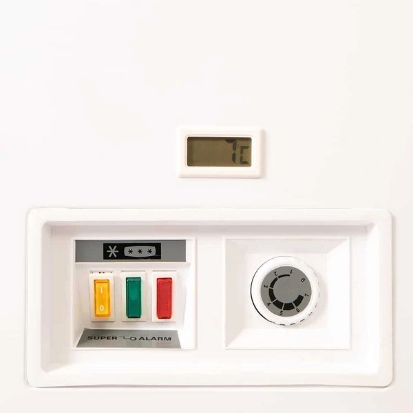 BROMIC S/ST FLAT TOP CHEST FREEZER 675 LITRE