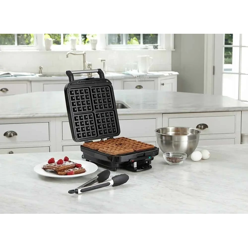 CUISINART WAFFLE MAKER 4 SLICE BELGIAN